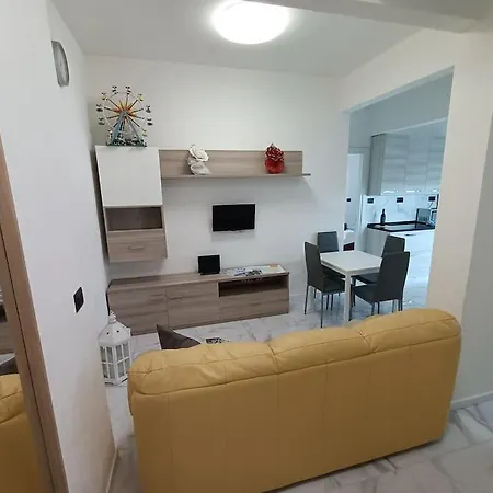 Apartmán La Casa Di Lila - Con Giardino E Posto Auto Coperto *