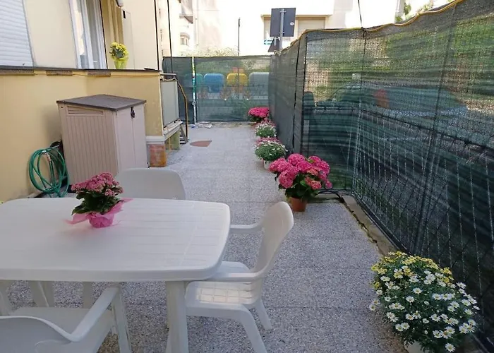 Apartman La Casa Di Lila - Con Giardino E Posto Auto Coperto *