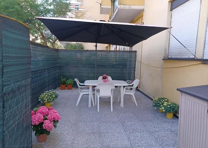 La Casa Di Lila - Con Giardino E Posto Auto Coperto Apartamento